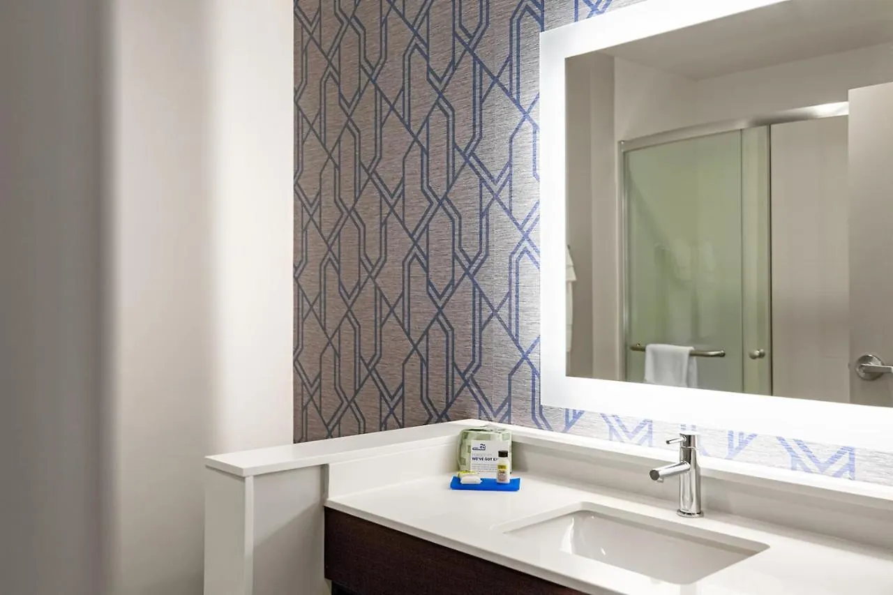 Holiday Inn Express & Suites Sanford - Lake Mary By Ihg